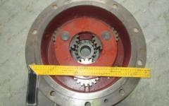 Редуктор бортовой в сборе 3 сателлита без ступицы CDM855