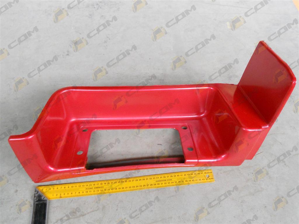 Подножка правая пластик (самосвал) HOWO WG1641240011
