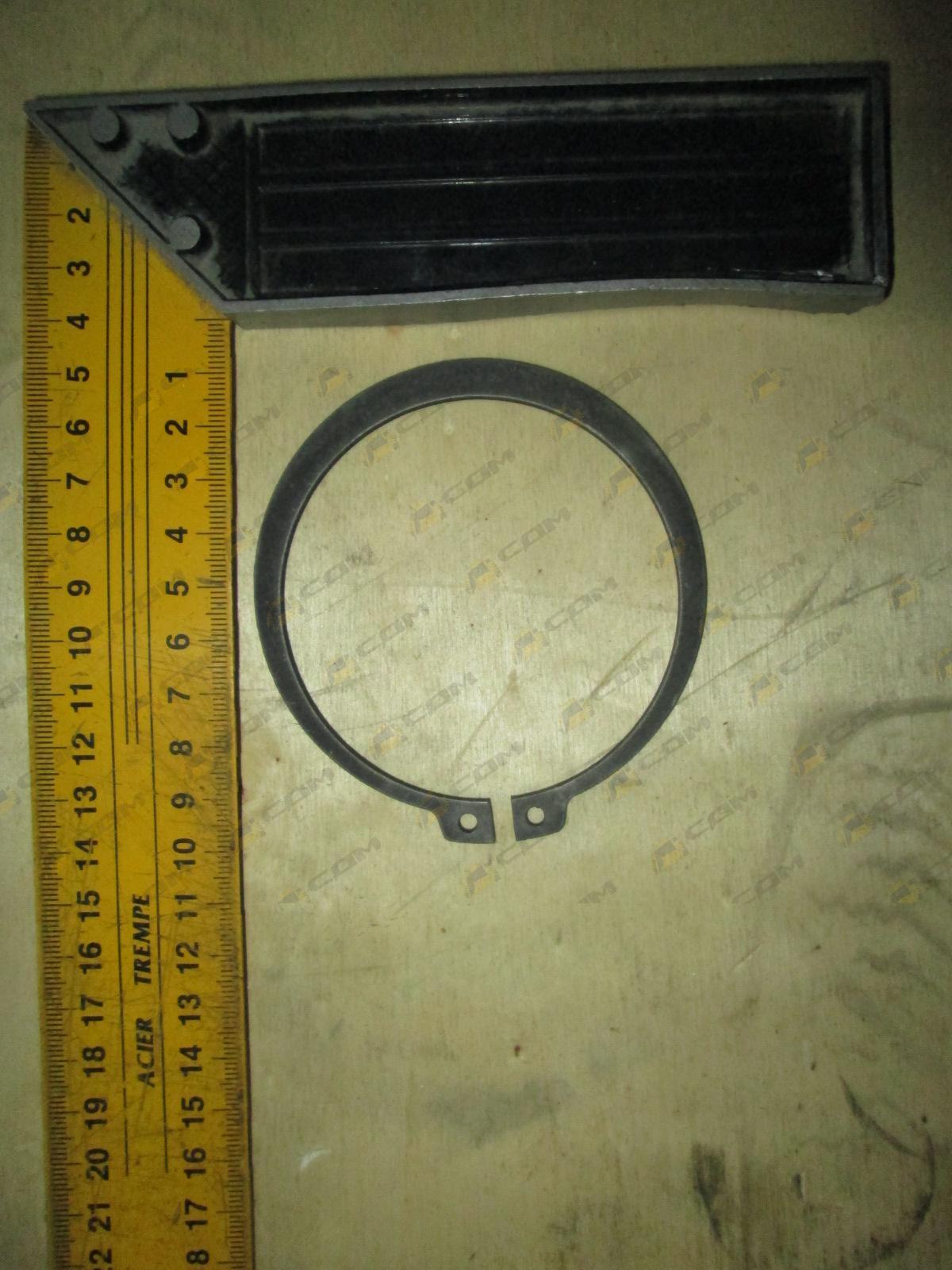 Кольцо стопорное d=82 CDM860 GB/T894.1