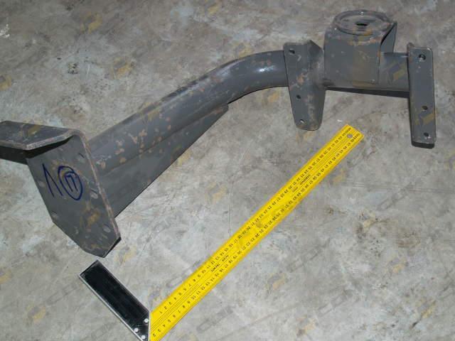 Кронштейн передней пневмоподвески кабины левый нижний WG1642430010