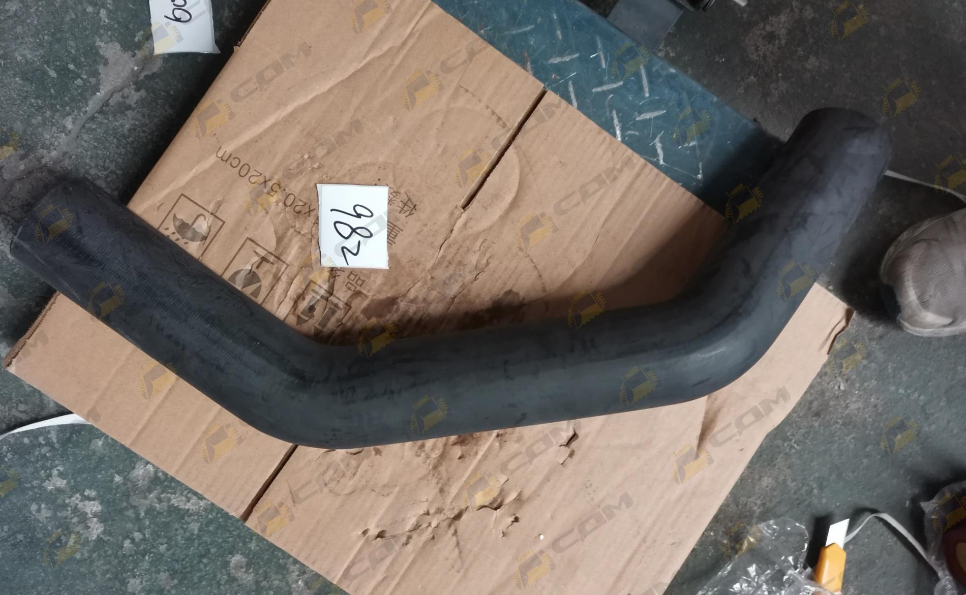 Патрубок радиатора выпускной LG876H 30801113137/LG876N.01-001