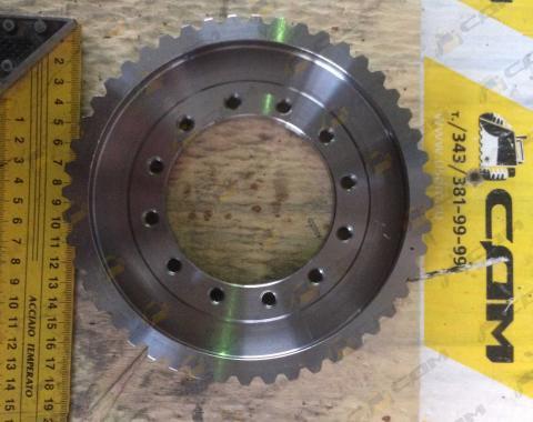 Шестерня вала главной передачи CDM855/856 LG853.03.01.05-011S
